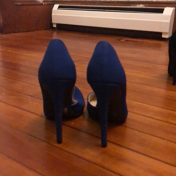 High heels - Picture 3 of 3